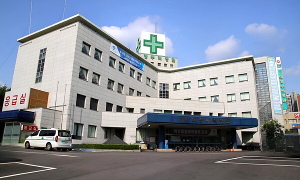 의정부시 신곡2동에 위치한 의정부 백병원 전경.